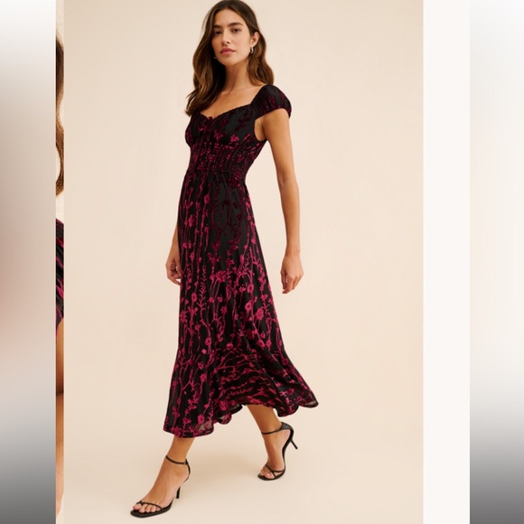 hutch floral burnout velvet midi dress Velvet Burnout Midi Dress